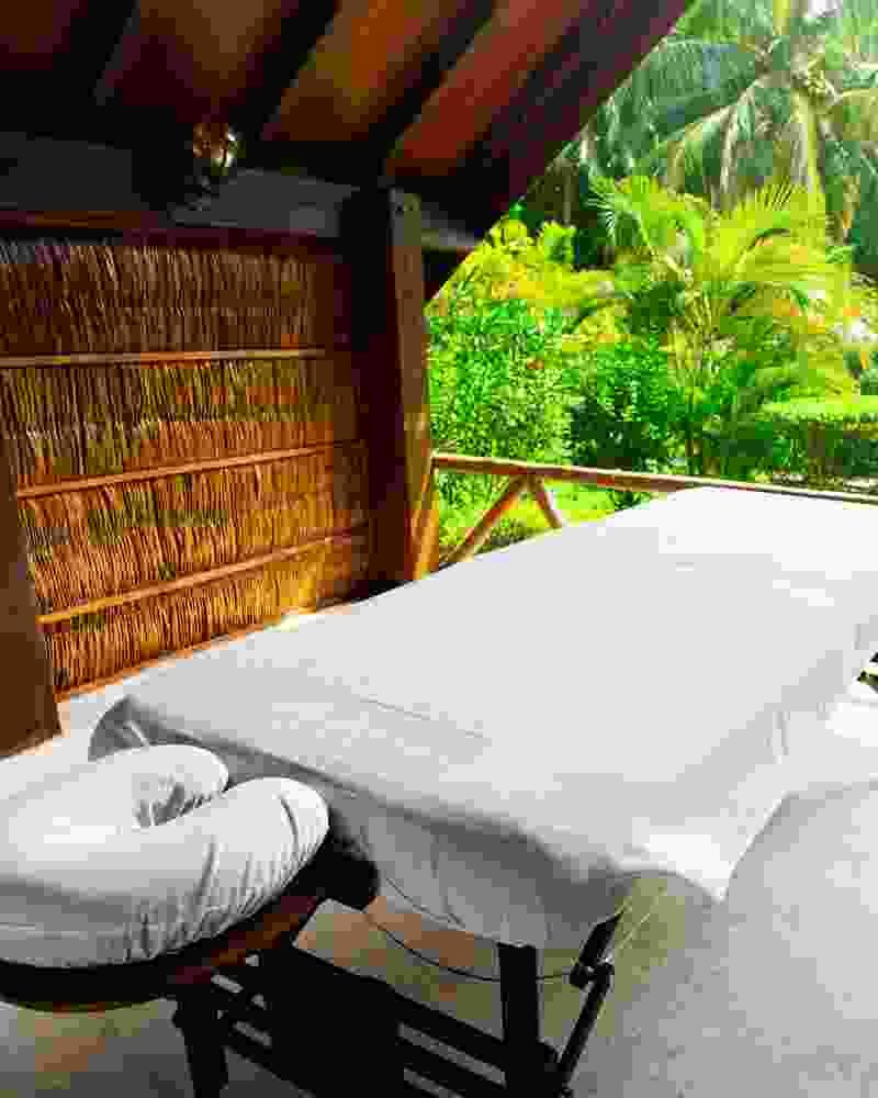 img-caption-2 img-caption-2